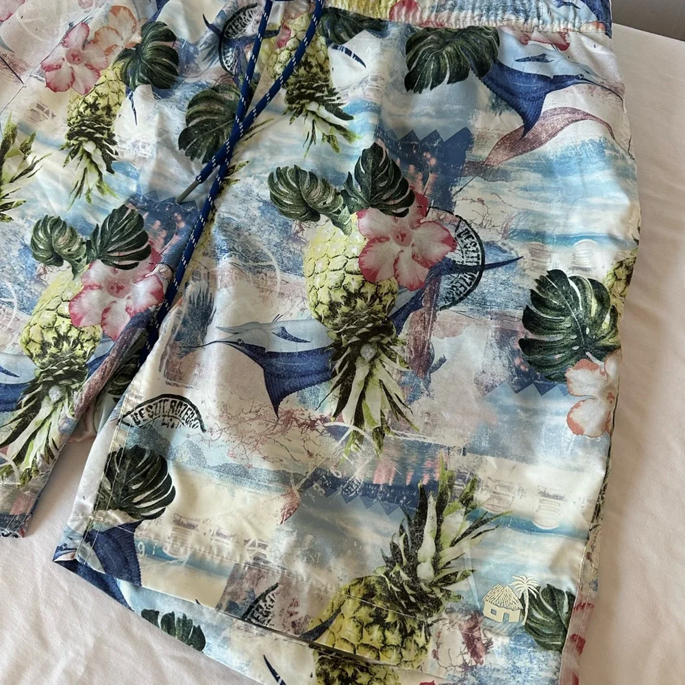 Men's Tropical Pineapple Print Swim Trunks - Light Blue L size
